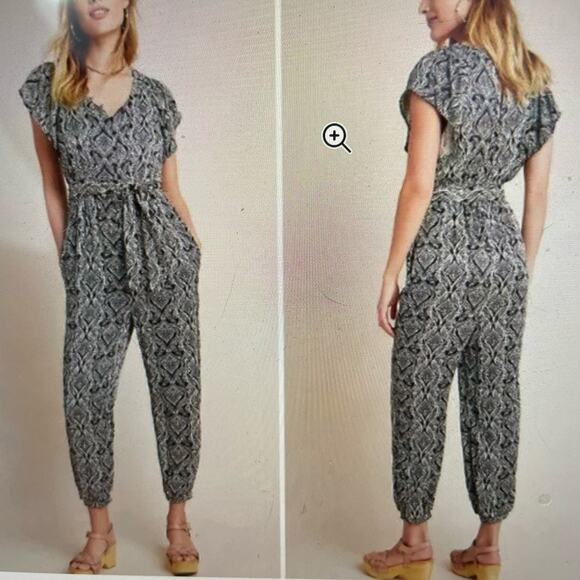 By Anthropologie Black Tan Geometric Floral Short Sleeve Cropped Jumpsuit 2 - Picture 1 of 11